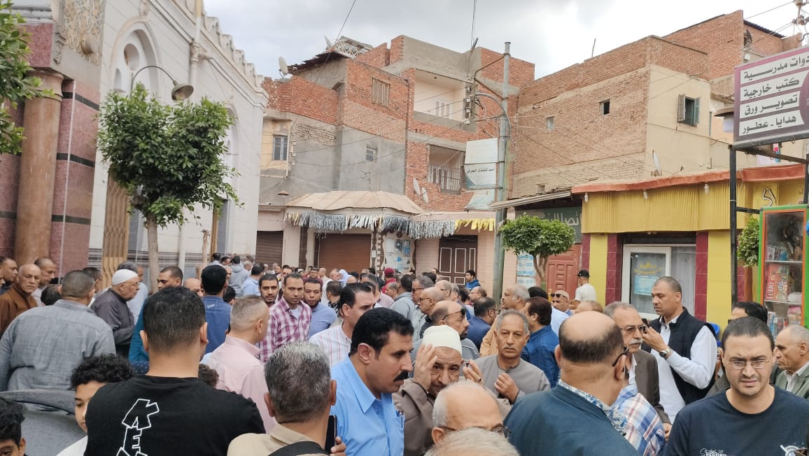 تشييع جنازة الزميل عادل درة بالغربية (1)