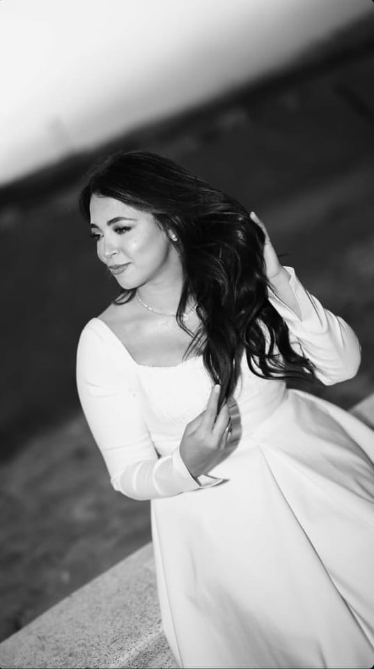 الفنانة هايدي رفعت الفنانة هايدي رفعت