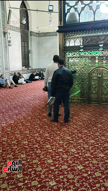 الإقبال-علي-الضريح الإقبال-علي-الضريح