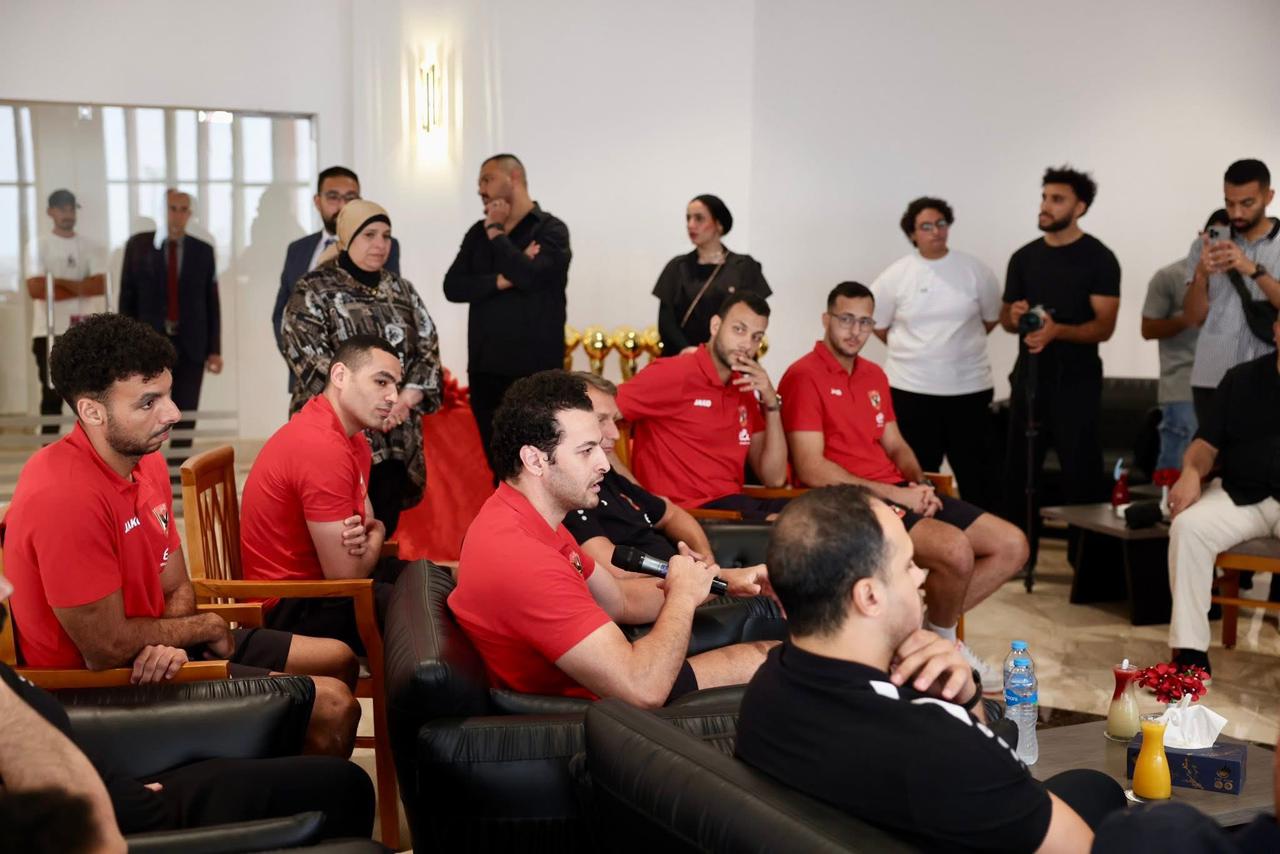 لاعبي يد الاهلي