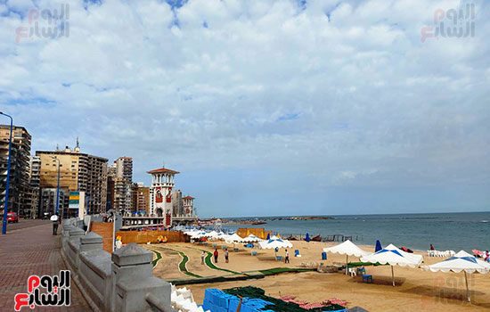كورنيش-الإسكندرية-بعد-ليلة-من-الإعصار كورنيش-الإسكندرية-بعد-ليلة-من-الإعصار