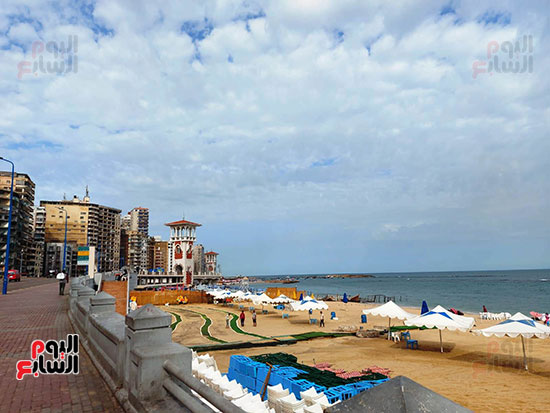 كورنيش-الإسكندرية-بعد-ليلة-من-الإعصار كورنيش-الإسكندرية-بعد-ليلة-من-الإعصار