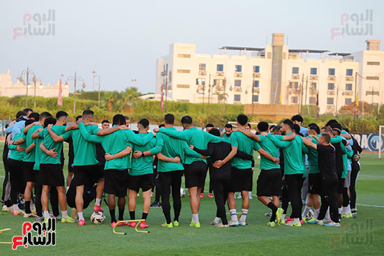 بيراميدز يختتم تدريباته اليوم استعدادًا لمواجهة صن داونز في نهائي أفريقيا (11)