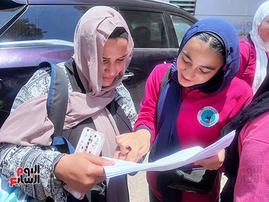 طالبات الشهادة الإعدادية في محافظة الجيزة (8)