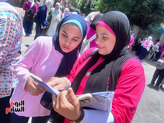 طالبات الشهادة الإعدادية في محافظة الجيزة (5)