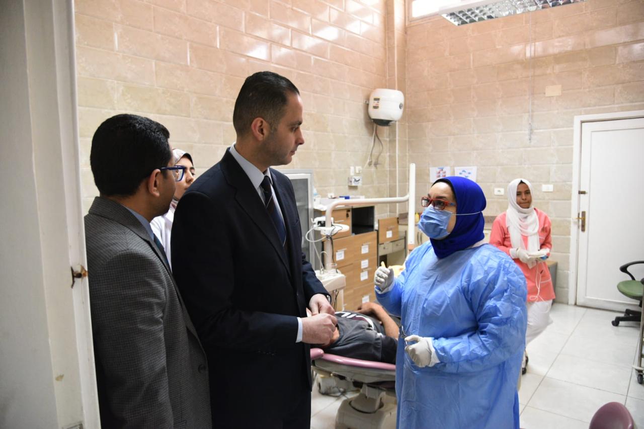 نائب وزير الصحة يقوم بجولة مفاجئة على المنشآت الصحية بمدينة الشروق نائب وزير الصحة يقوم بجولة مفاجئة على المنشآت الصحية بمدينة الشروق