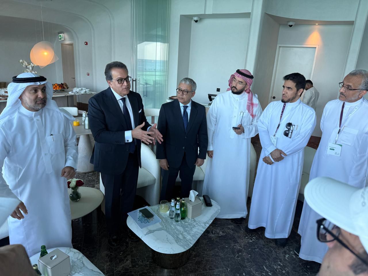 خلال اللقاء