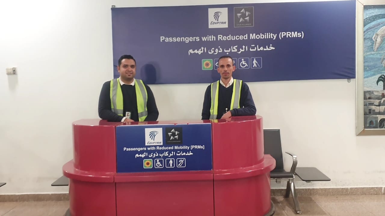 مطار القاهرة يوفر خدمة جديدة (1)