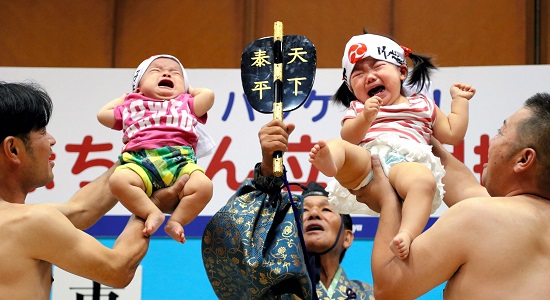 مسابقة البكاء في اليابان