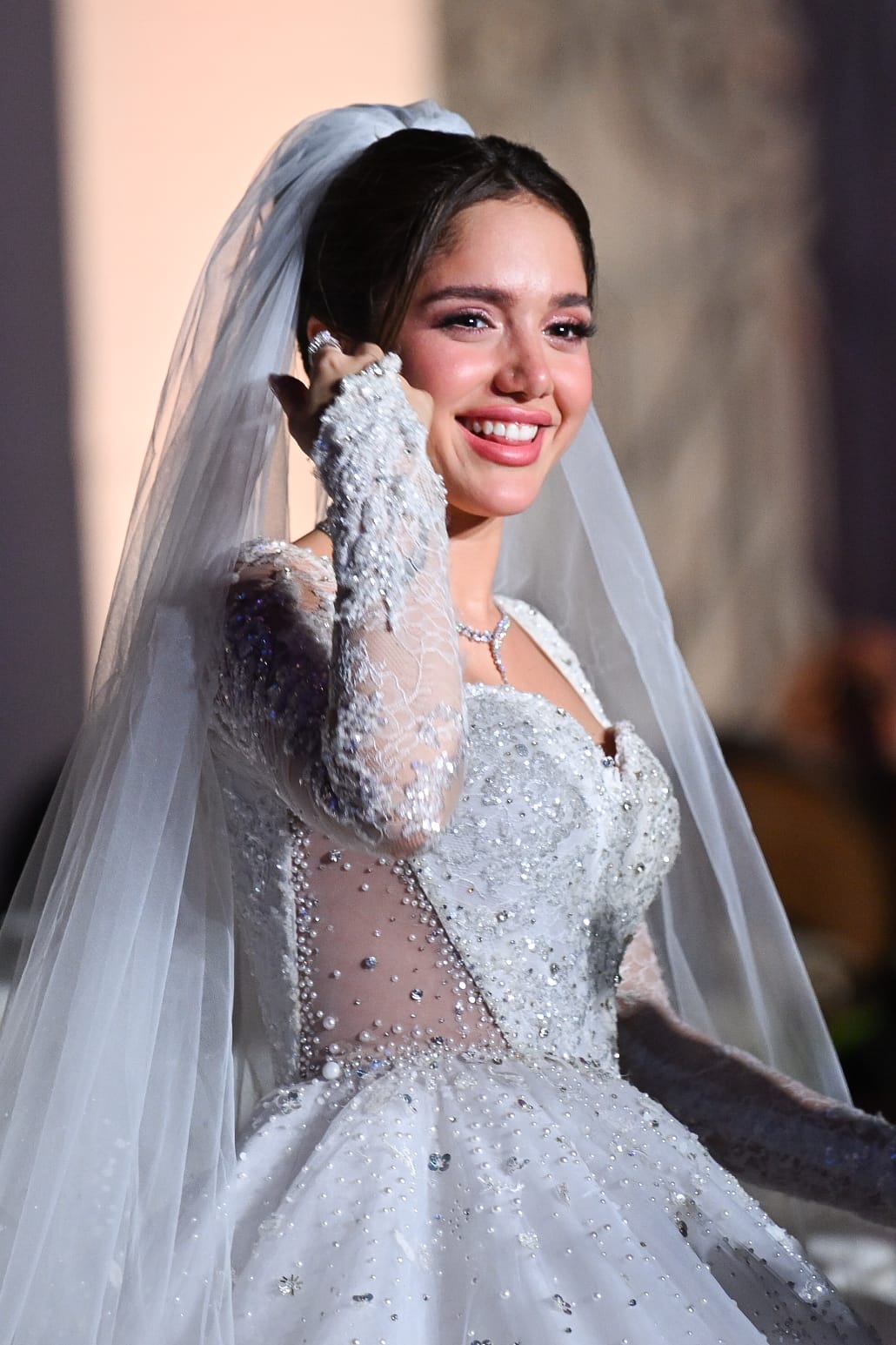 العروس رنا رئيس العروس رنا رئيس