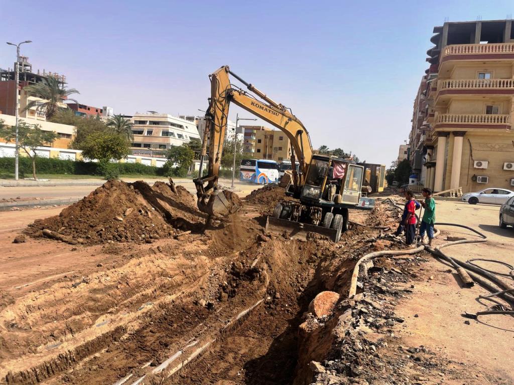 تطوير ورفع كفاءة طريق السادات 