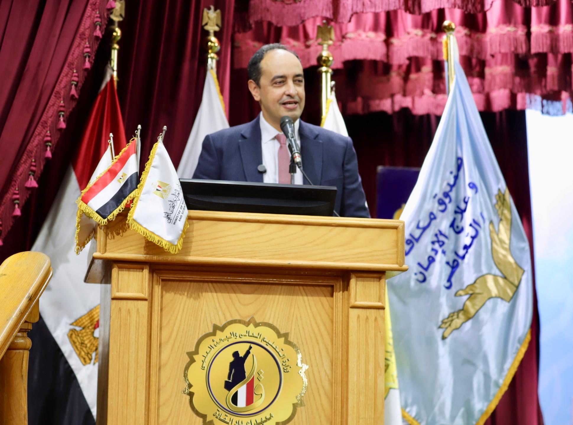 الدكتور عمرو عثمان مدير صندوق مكافحة الإدمان