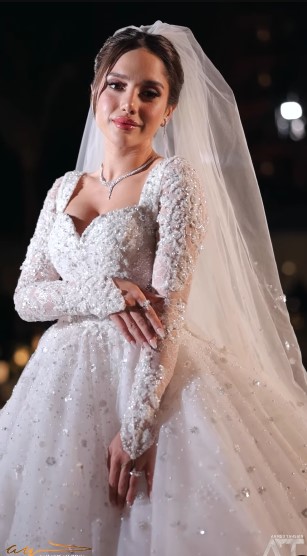 الفنانة رنا رئيس