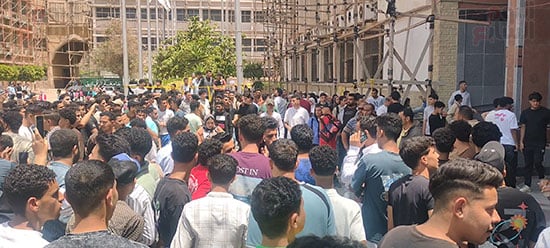 طلاب-الجامعة طلاب-الجامعة