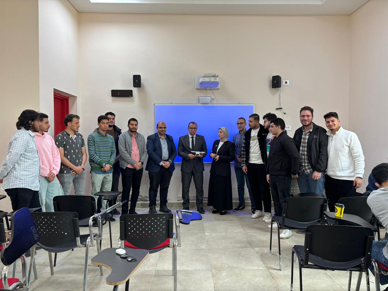 طلاب هندسة طيران المنصورة الجديدة