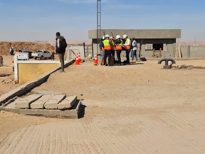 طاقم الصيانة