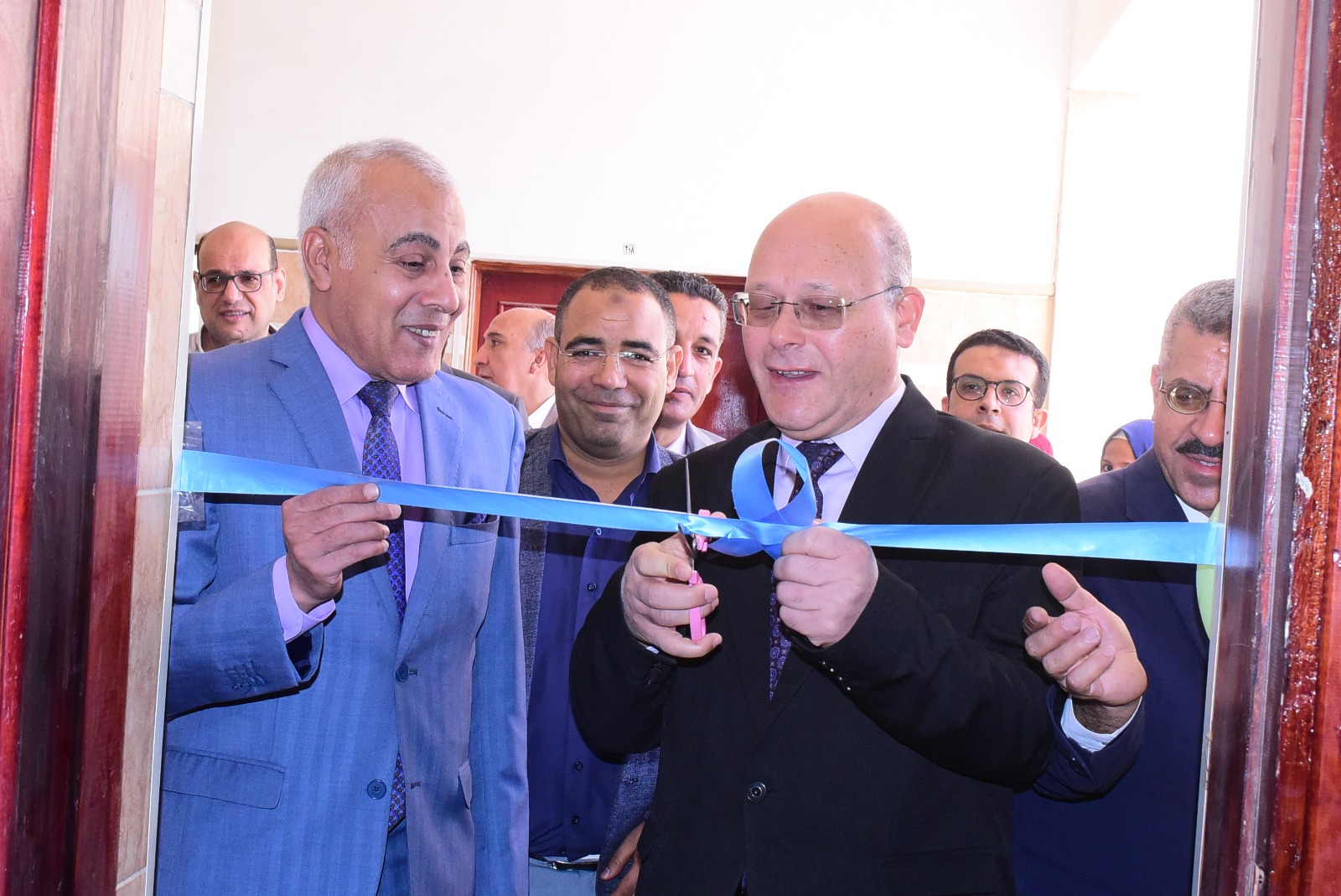 رئيس الجامعة ونائبه بالإفتتاح