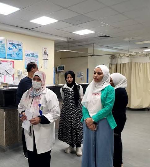 كوادر مستشفي النيل التخصصي