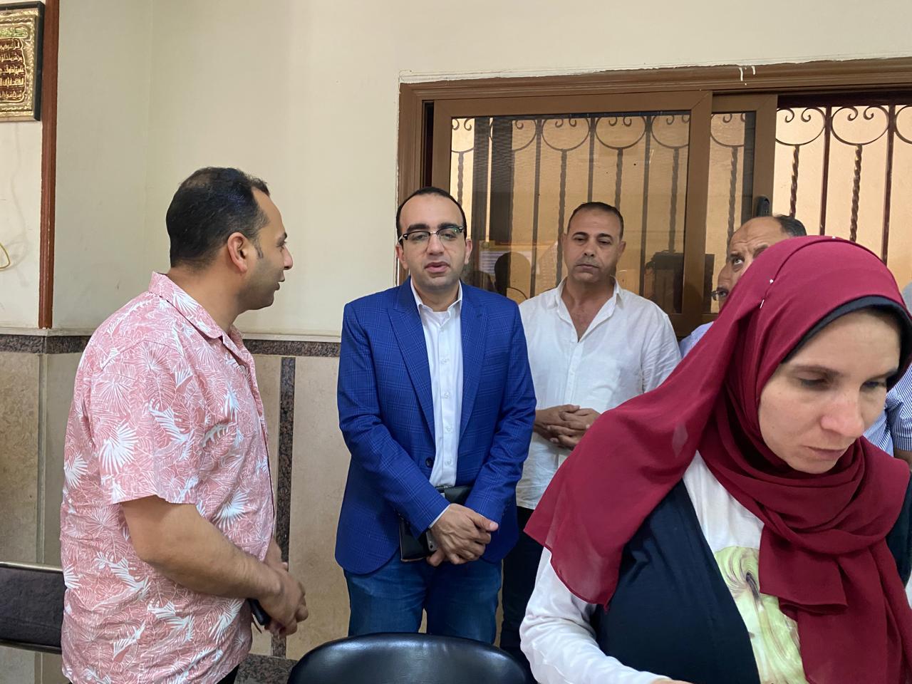 جانب من الاجتماع والمتابعة (2)