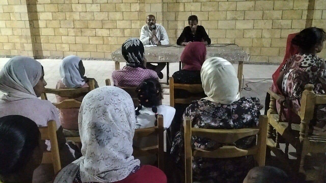 أنشطة ومحاضرات حول التفكك الأسرى وتعزيز القيم بالمجتمع أنشطة ومحاضرات حول التفكك الأسرى وتعزيز القيم بالمجتمع