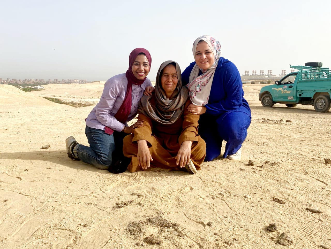 محررة ومصورة اليوم السابع مع نوال محررة ومصورة اليوم السابع مع نوال