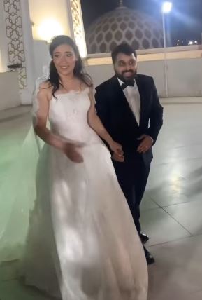 المخرج عبد العزيز النجار و زوجته (4)