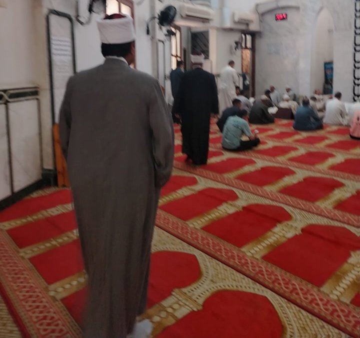 متابعة العمل فى المساجد بجولة وكيل الأوقاف متابعة العمل فى المساجد بجولة وكيل الأوقاف