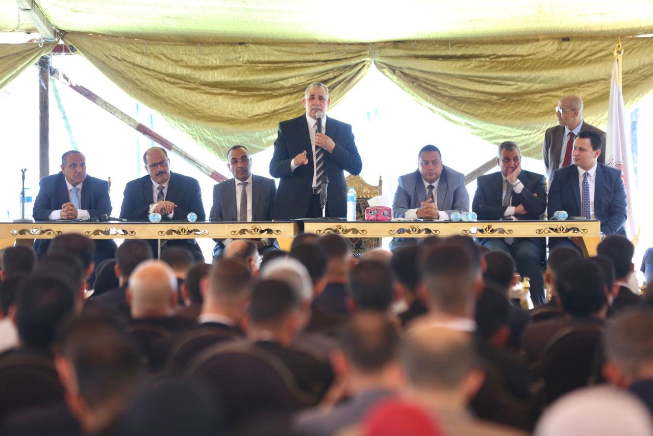 قيب المحامين يترأس جلسة حلف اليمين القانونية للأعضاء الجدد (2)
