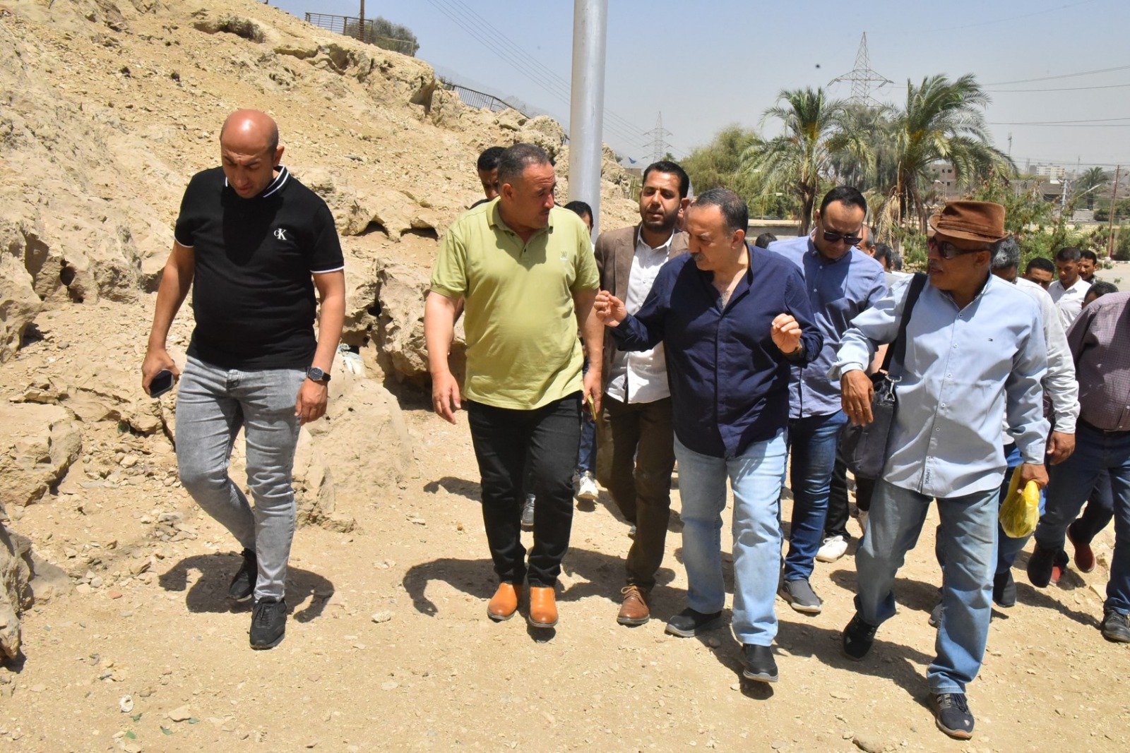 زيارة محافظ اسيوط لمقبرة جفاي – حابي الأول زيارة محافظ اسيوط لمقبرة جفاي – حابي الأول