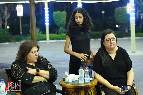 من عزاء الاذاعية الكبيرة هدى العجيمى من عزاء الاذاعية الكبيرة هدى العجيمى