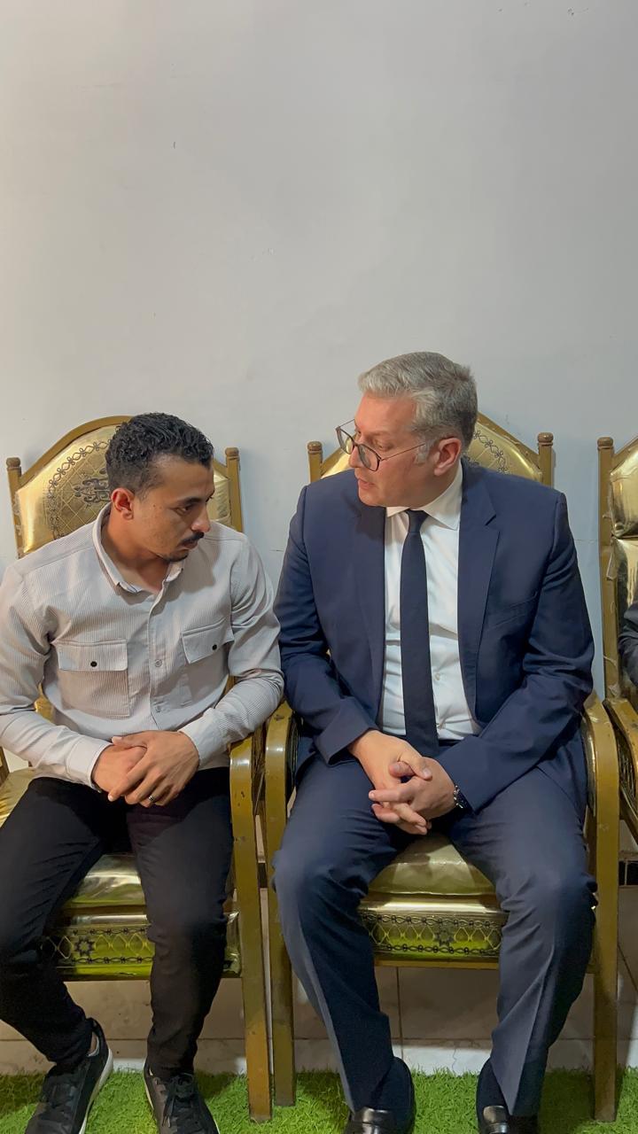 وزير البترول رفقة نجل الشهيد وزير البترول رفقة نجل الشهيد