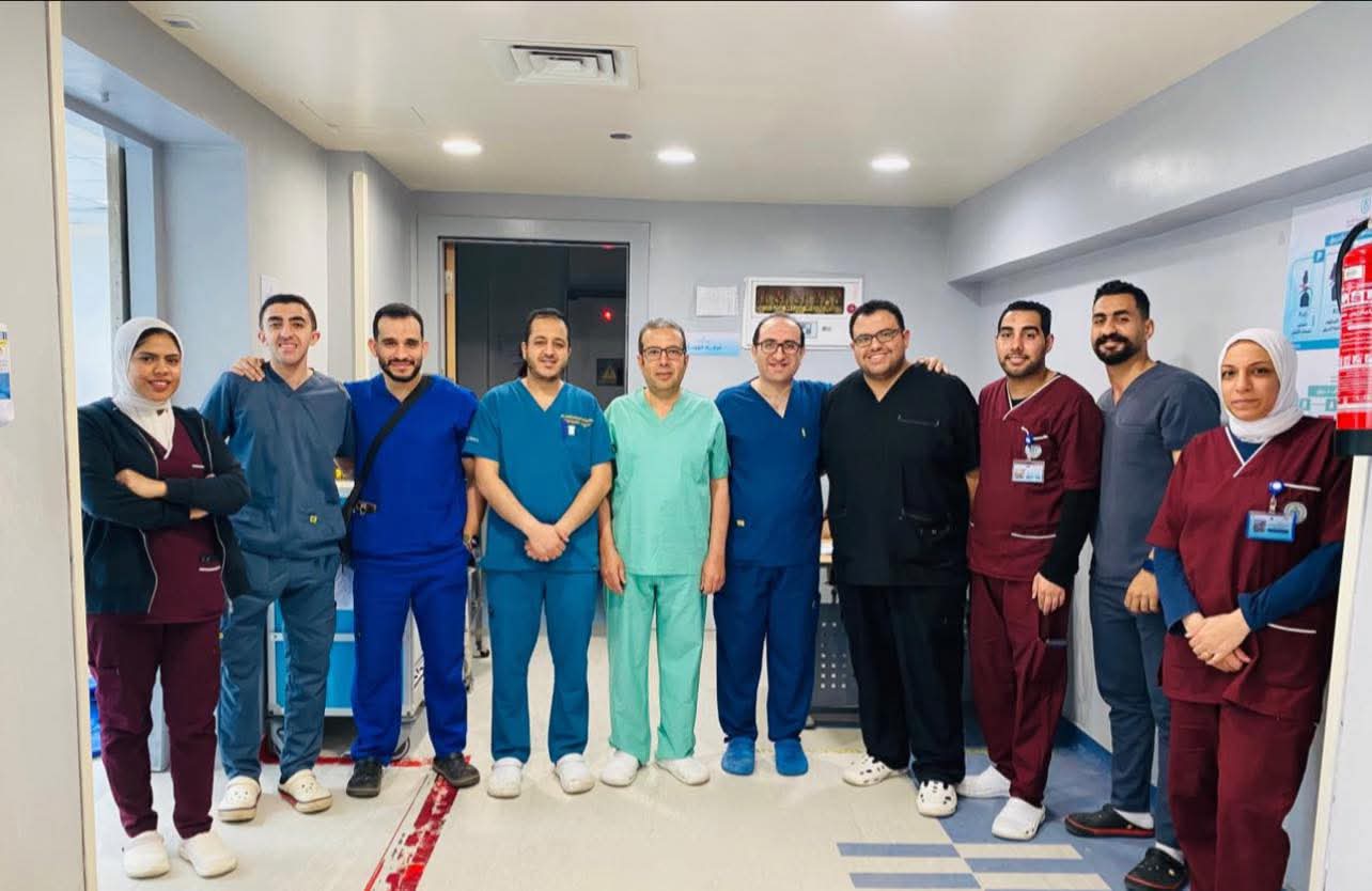 الفريق الطبي المشارك في العملية