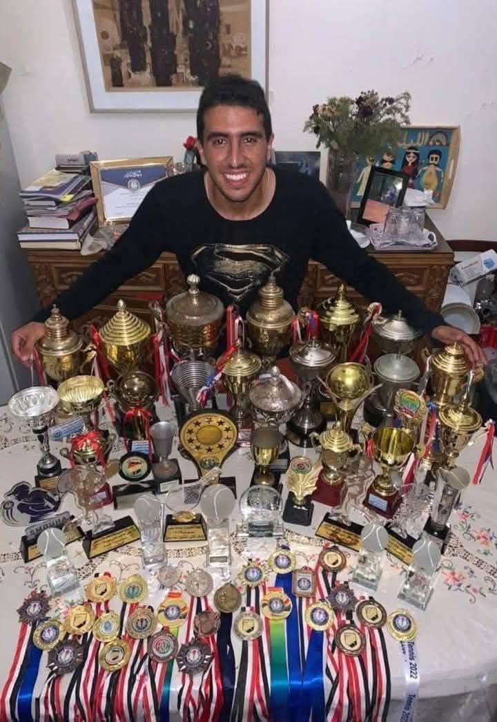 الاعب ادهم صالح لاعب المنتخب وسموحه الاعب ادهم صالح لاعب المنتخب وسموحه
