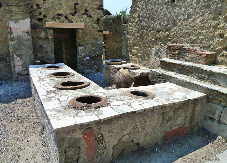 مطعم الوجبات السريعة فى العصر الرومانى مطعم الوجبات السريعة فى العصر الرومانى