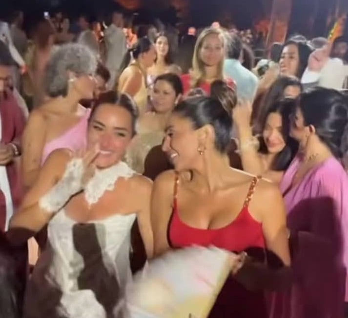 دينا الشربيني مع امينة خليل دينا الشربيني مع امينة خليل
