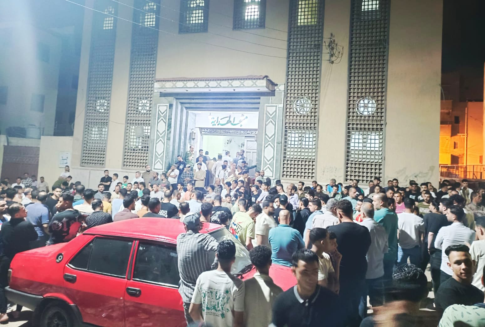 تشييع الجثمان تشييع الجثمان