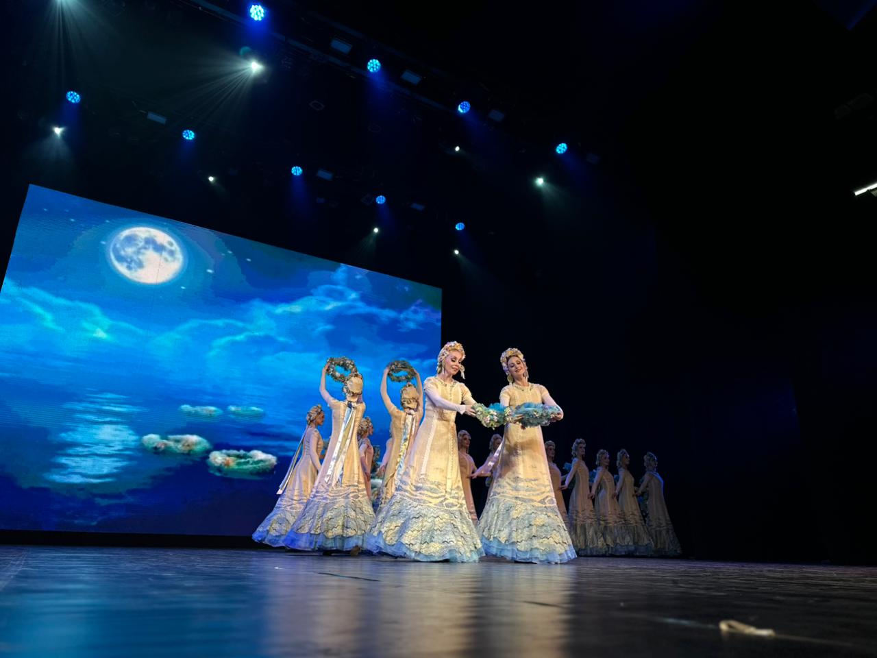 جانب من العروض جانب من العروض