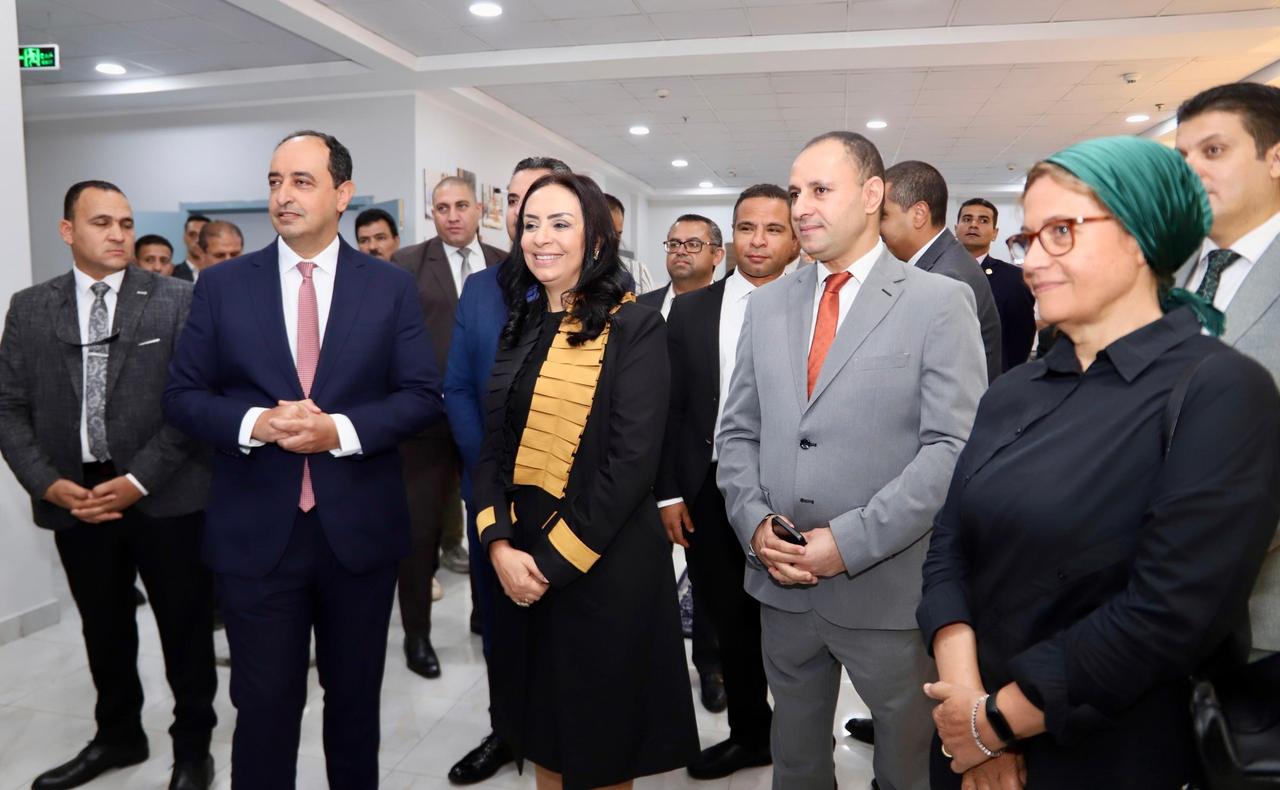 خلال تفقد معرض منتجات المتعافين من الإدمان خلال تفقد معرض منتجات المتعافين من الإدمان