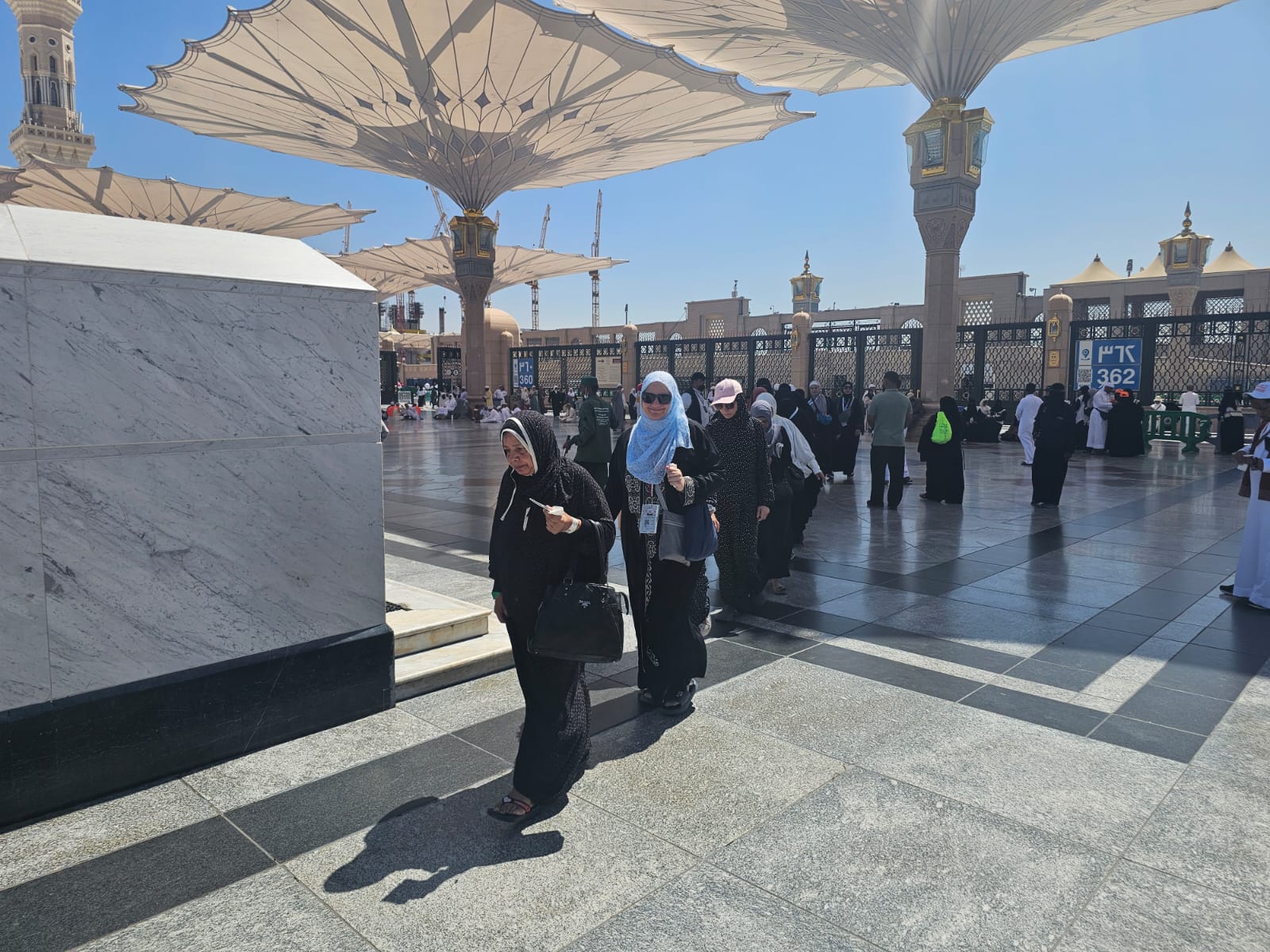 حجاج الجمعيات الأهلية