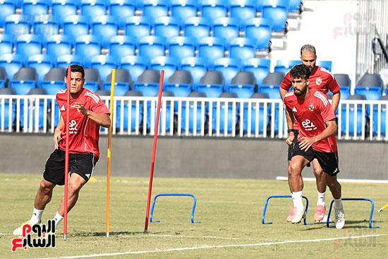 الأهلي يواصل استعداداته (2)