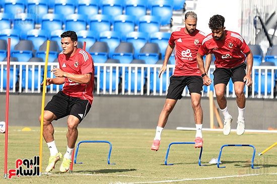الأهلي يواصل استعداداته (3)