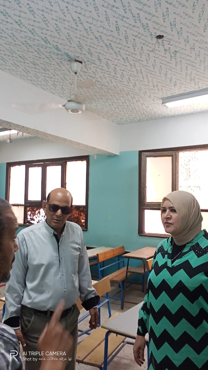 وكيل تعليم الجيزة تتفقد جاهزية لجان الامتحانات