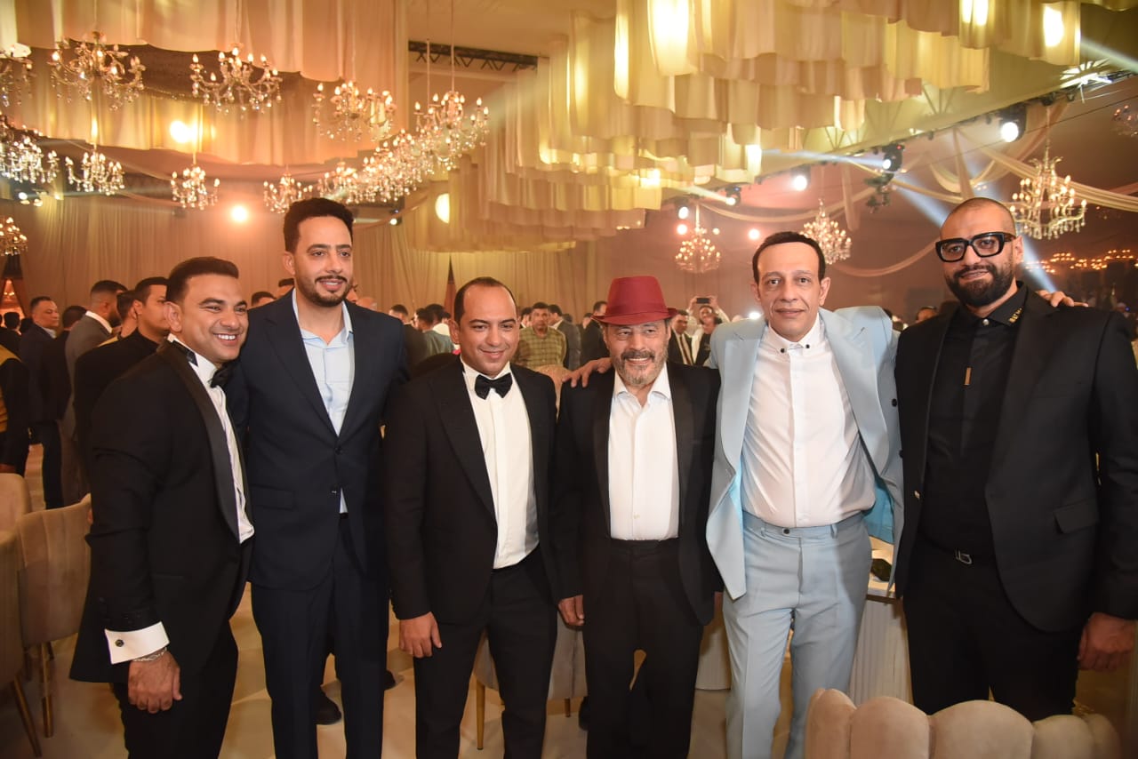 كبار رجال الأعمال ونجوم الفن والإعلام في حفل زفاف شقيقة مالك القبطان للسيارات (6)