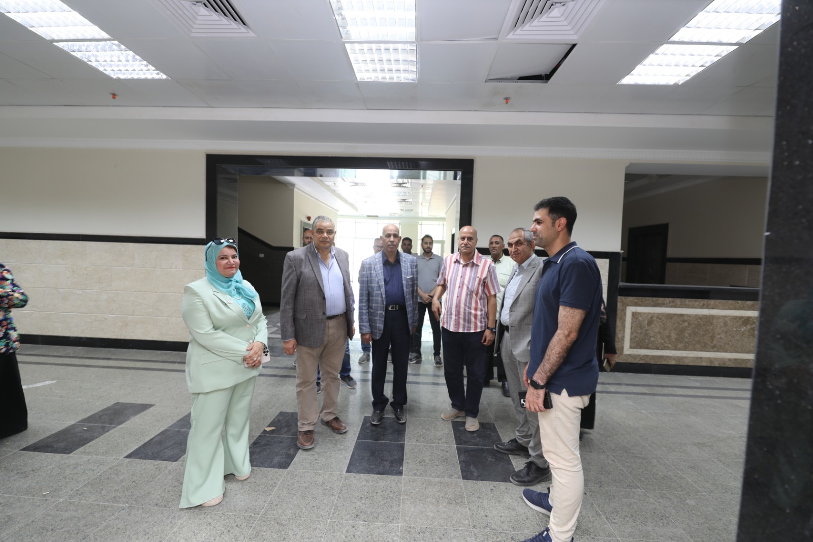 رئيس جامعة كفر الشيخ يتفقد مبنى مركز الأورام رئيس جامعة كفر الشيخ يتفقد مبنى مركز الأورام
