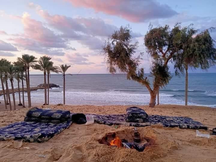 الجلسات الهادئة علي بحر العريش