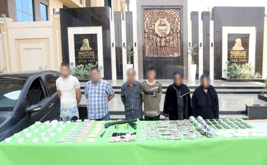 المتهمون والمضبوطات (2)