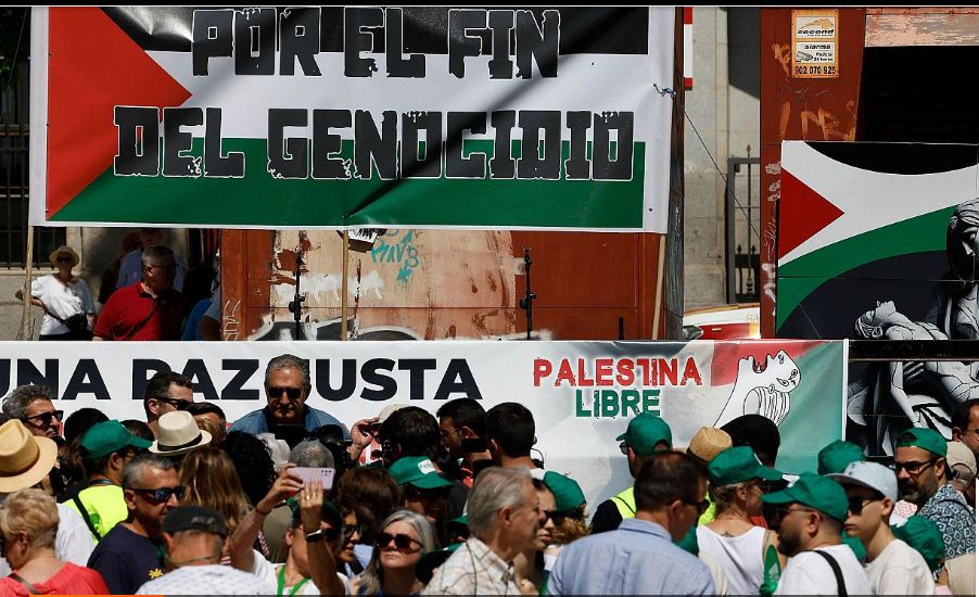 جانب من المظاهرات المؤيدة لفلسطين