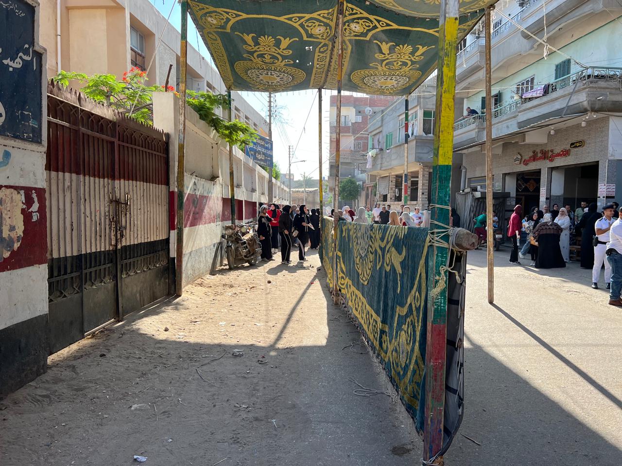 دخول لجان الثانوية العامة