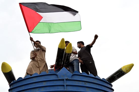 احتجاجات في باكستان على القصف الإسرائيلي لإيران (4)