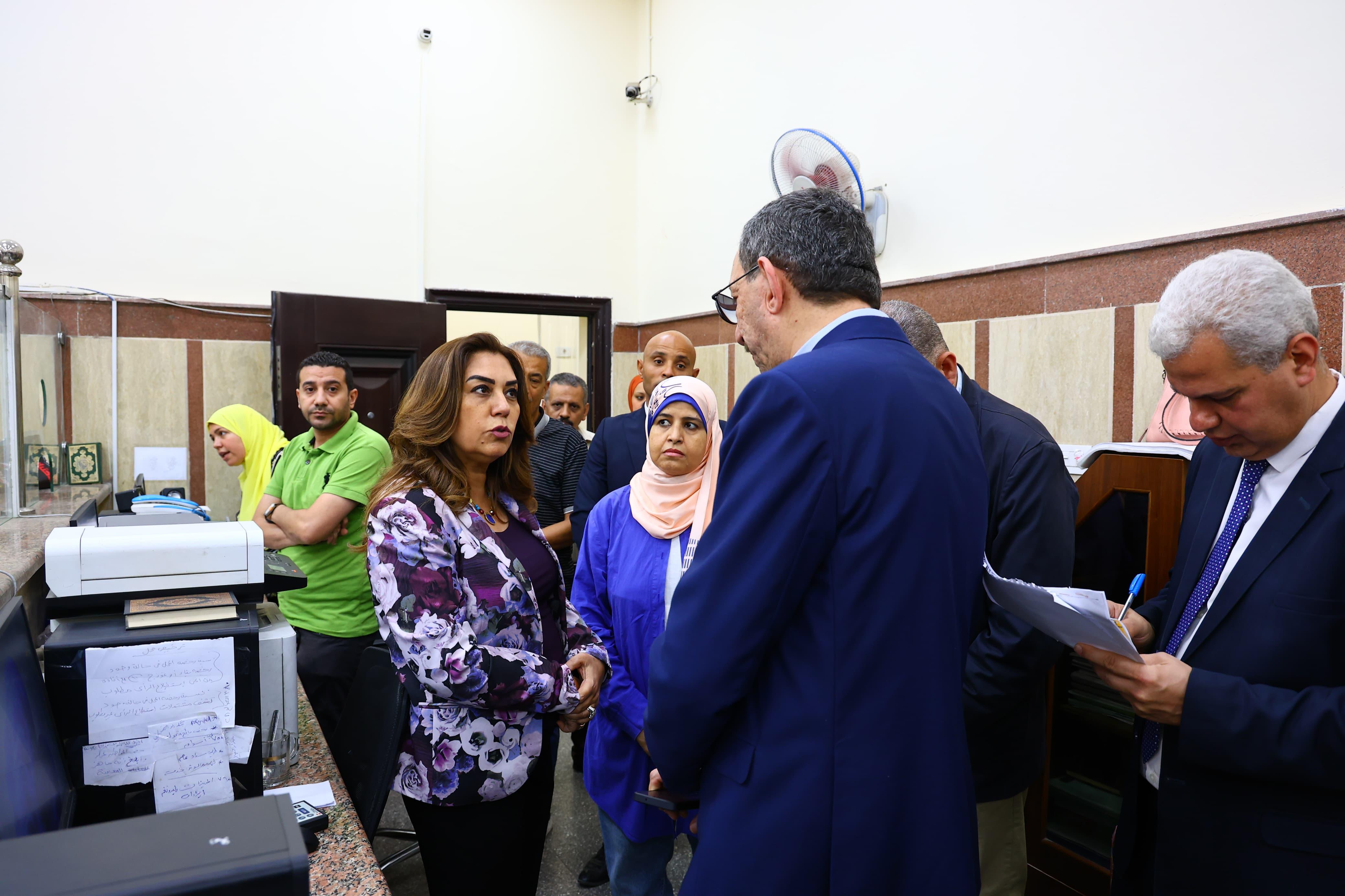 جولة وزيرة التنمية المحلية فى حى عابدين (4)